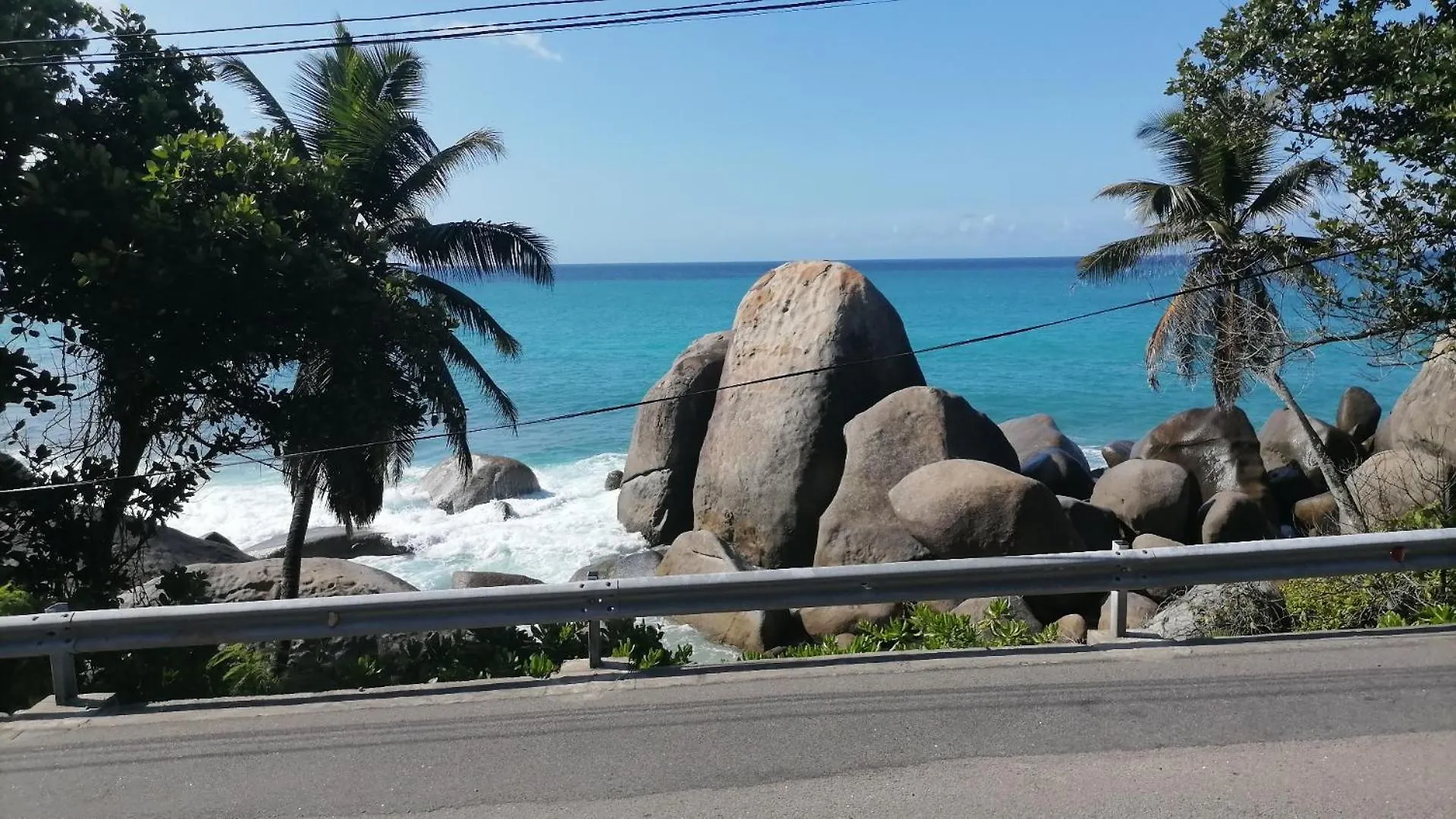 Caranavilla Anse Etoile 0*,